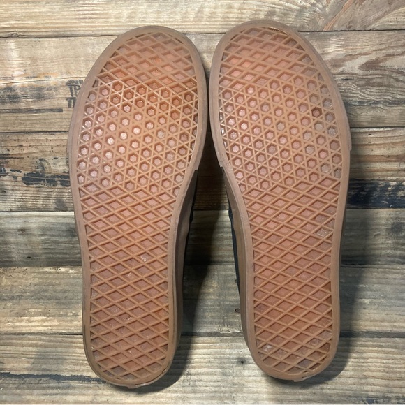 Vans Men’s Authentic Shoes Black Gum sz 10 - Picture 8 of 8